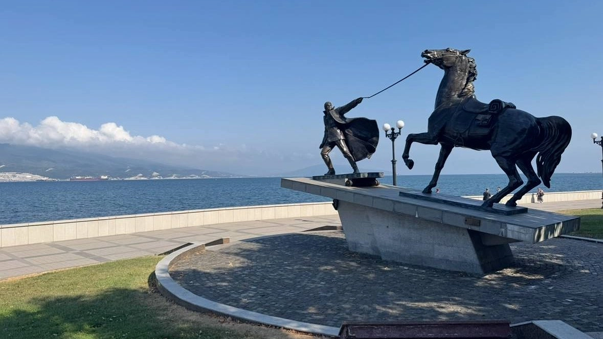 В Новороссийске 28 марта пройдет общегородской субботник: адреса уборки по районам