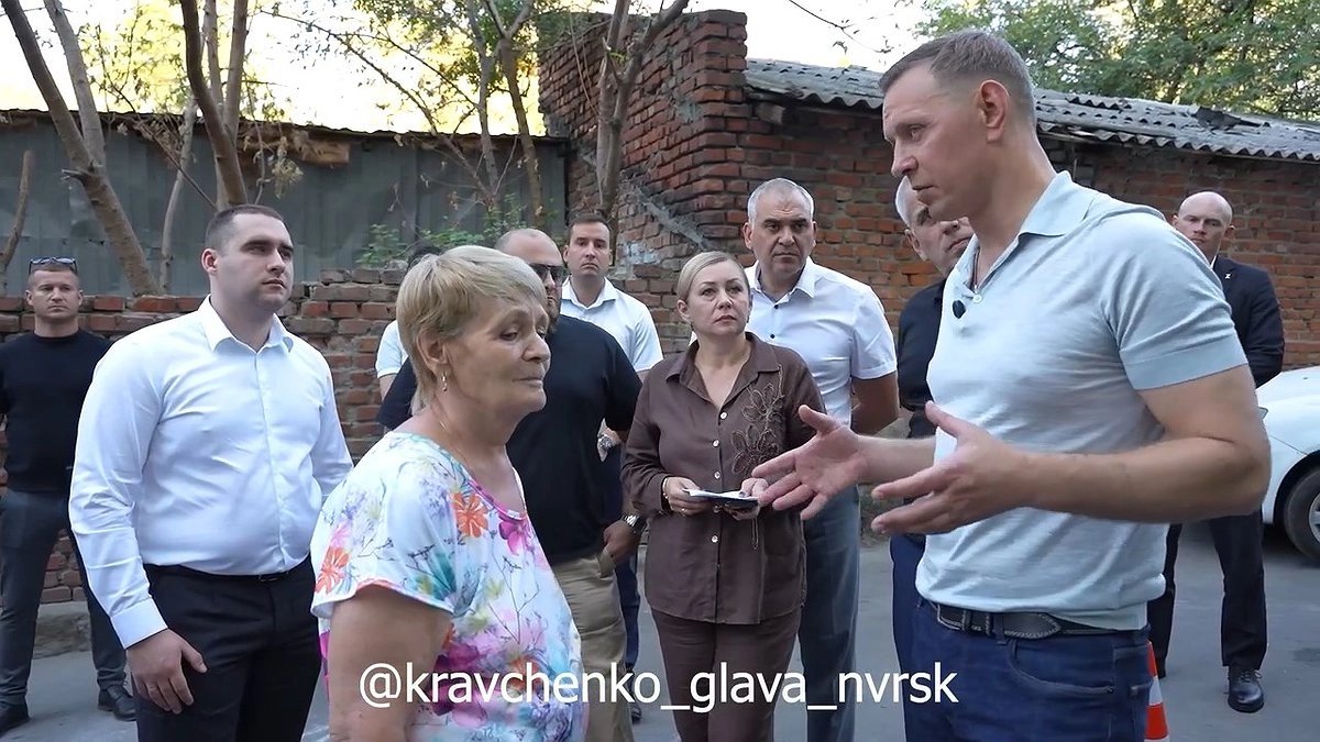 «Жители не должны платить»: Кравченко проверил восстановление дома на Мефодиевской — 34 человека уже получили компенсации