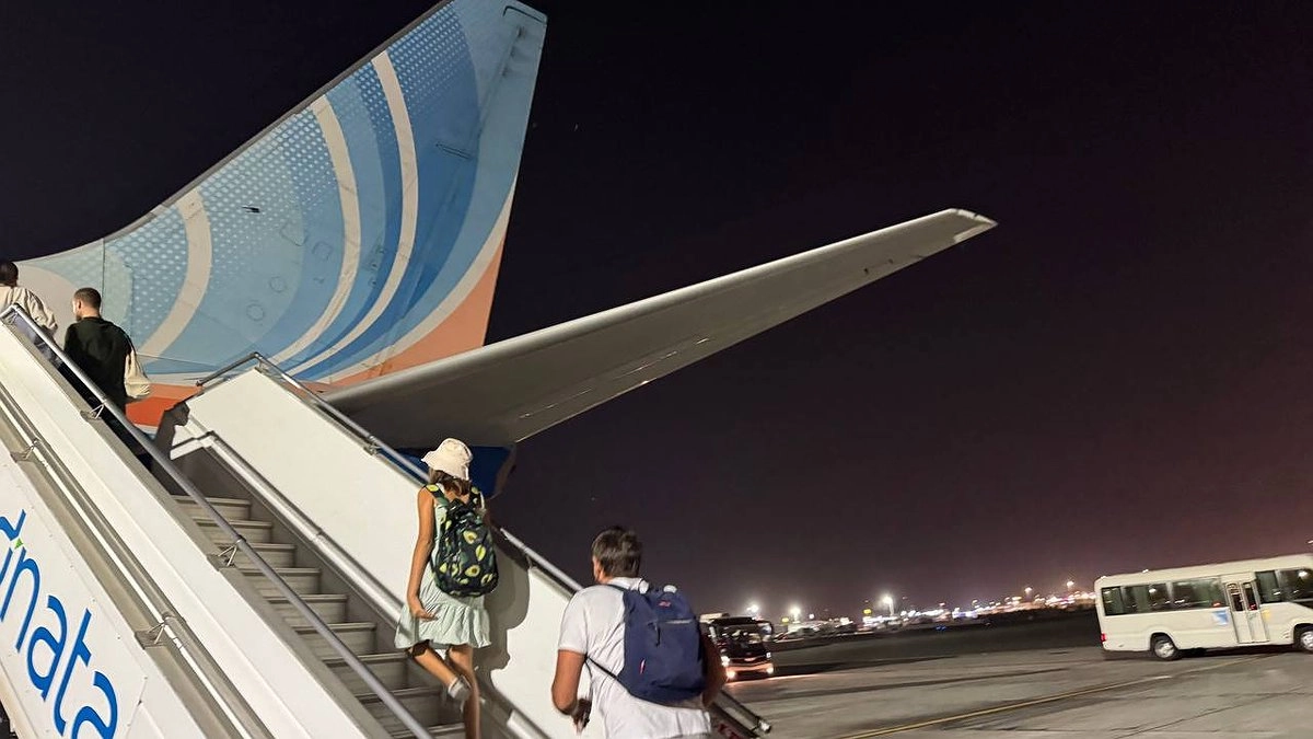 Проверь себя перед вылетом: как не лишиться отпуска из-за долга в 1000 рублей