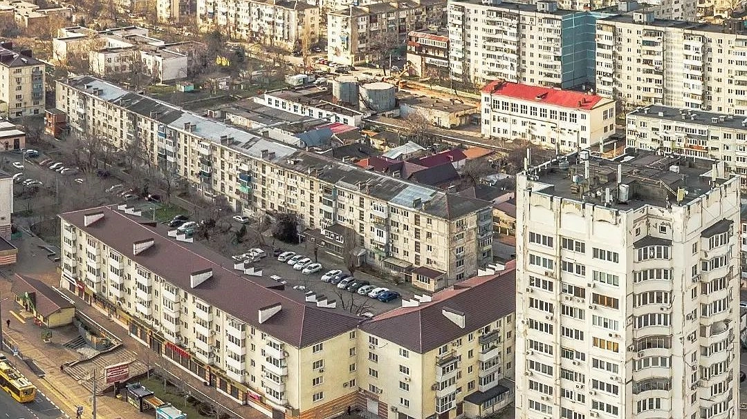 214 домов Новороссийска обследуют для капремонта в следующем году