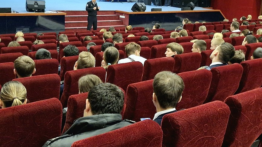 Студентам Новороссийска рассказали о карьере в полиции