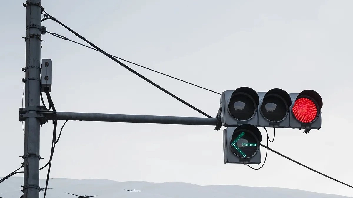 В Новороссийске изменили работу светофоров на въезде в город для борьбы с пробками