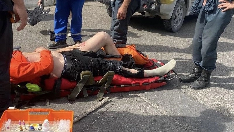 В Геленджике мотоциклист сорвался с 50-метровой скалы и остался жив