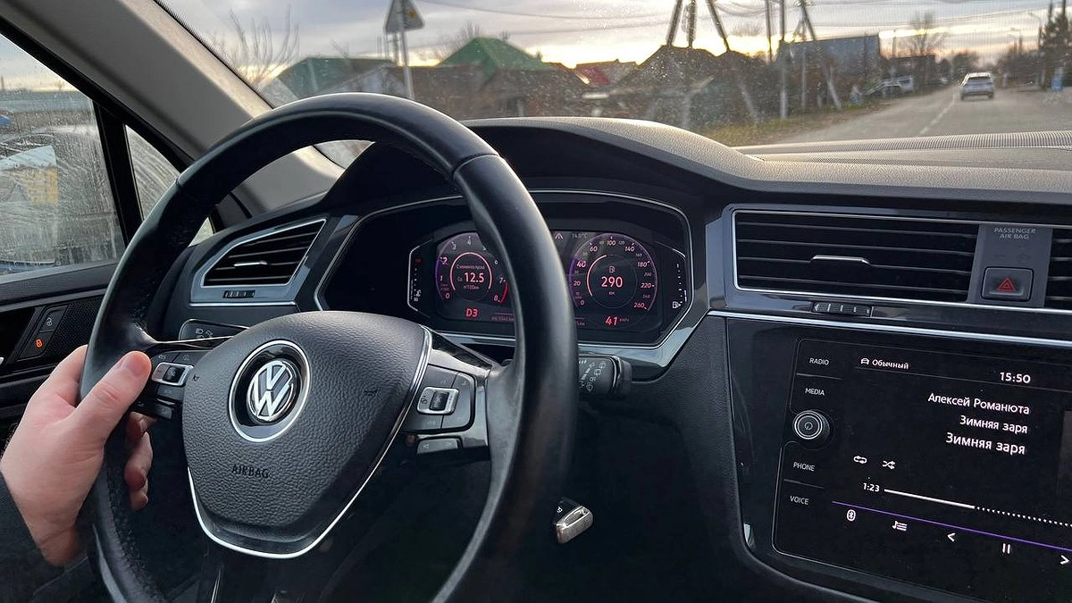 Теперь начнут штрафовать на зеленом сигнале светофора: неожиданное наказание придумали для водителей РФ