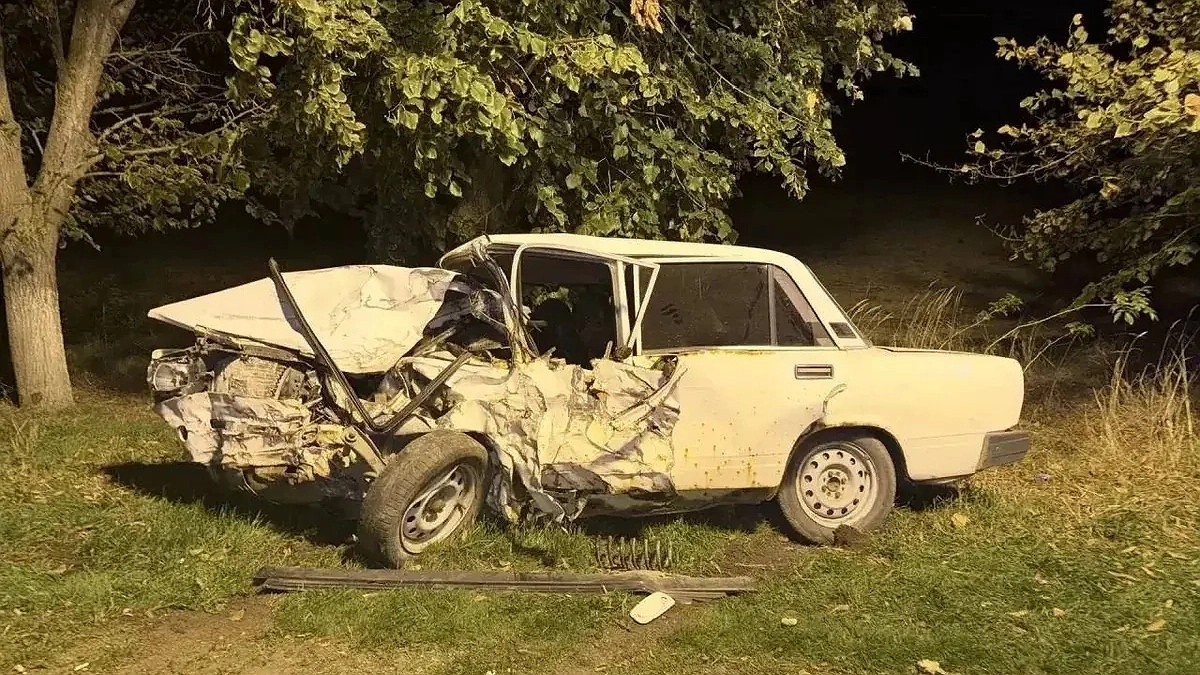 23-летний водитель погиб при столкновении двух автомобилей в Гулькевичском районе