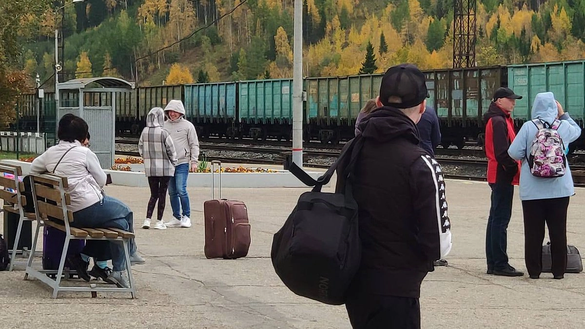 Главная картинка новости: Россия теряет привлекательность для трудовых мигрантов: въезд упал до рекордного минимума