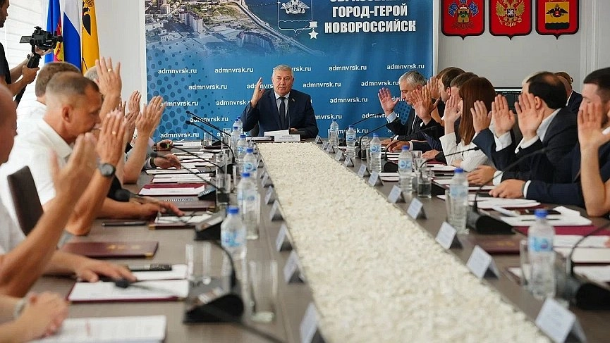 Льготы для семей СВО, почетные граждане и помощь фермерам: что решила Дума Новороссийска