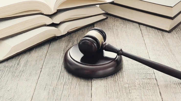 Пособия на карту «МИР» и электронные права: 7 новых законов октября