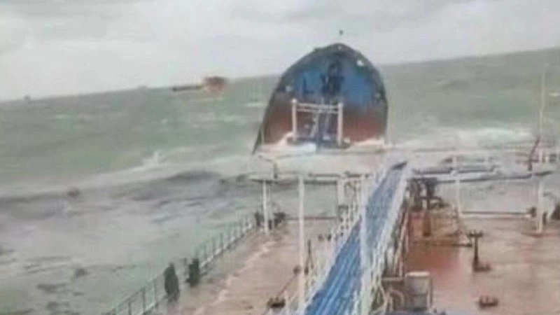 Владельцы танкеров, потерпевших крушение в Керченском проливе, берут на себя ответственность за экологическую безопасность