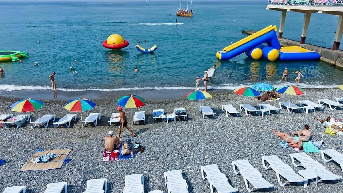 "Море грязное, цены зашкаливают": россияне клянутся не возвращаться в этот курортный город