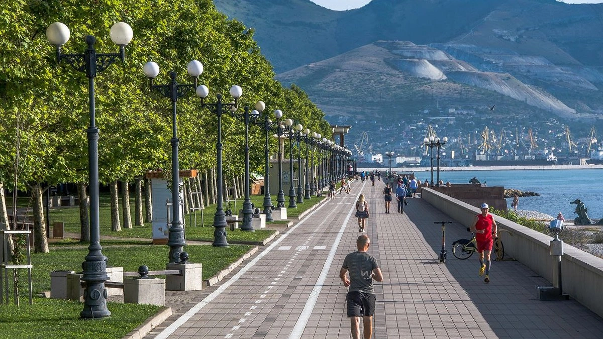 Главная картинка новости: Поход, концерты и мастер-классы: куда пойти на выходных в Новороссийске? Афиша