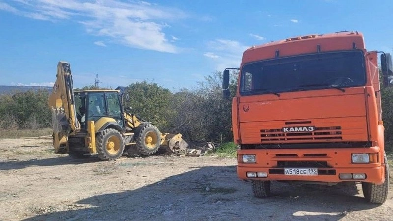 Водитель КамАЗа устроил несанкционированную свалку по заданию администрации