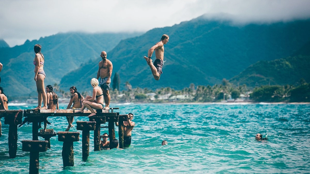 В этих странах не рады русским туристам - терпят сквозь зубы - даже чаевые не растапливают этот накал