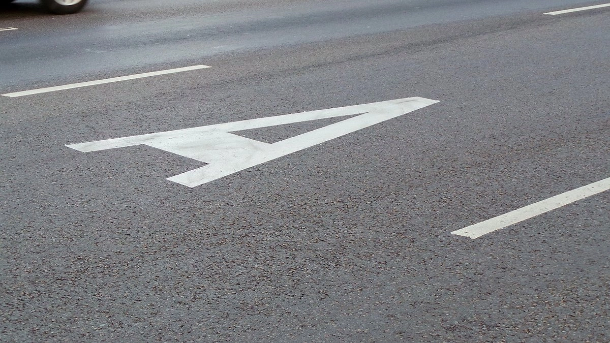 Власти Новороссийска хотят выделить полосу для общественного транспорта на Дзержинского и пустить троллейбус по Видова