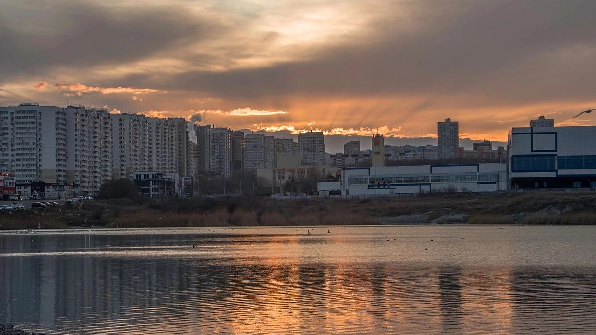 Главная картинка новости: На выходных в Новороссийске температура поднимется до +19 градусов