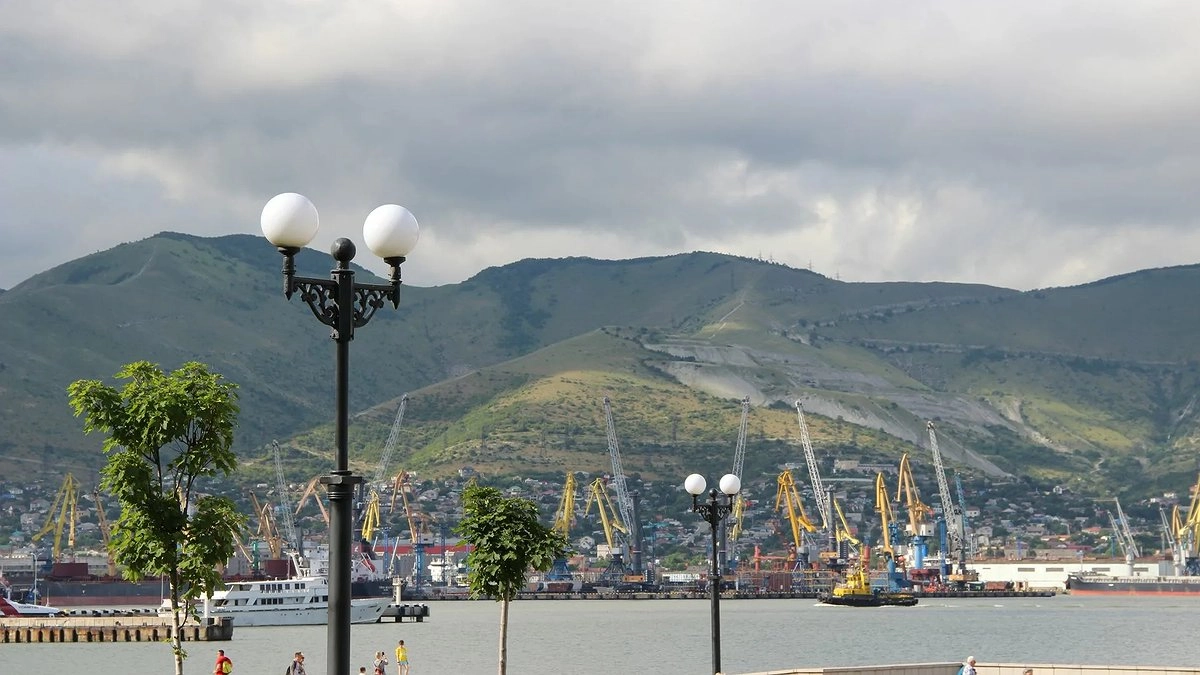 В Новороссийске вернули городу 178 000 «квадратов» земли: участки передадут защитникам и их семьям