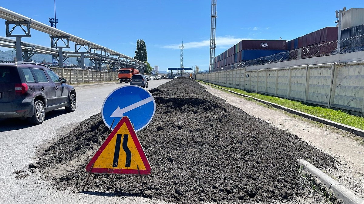 Улица Портовая в Новороссийске оживает: стартовал масштабный ремонт при поддержке бизнеса