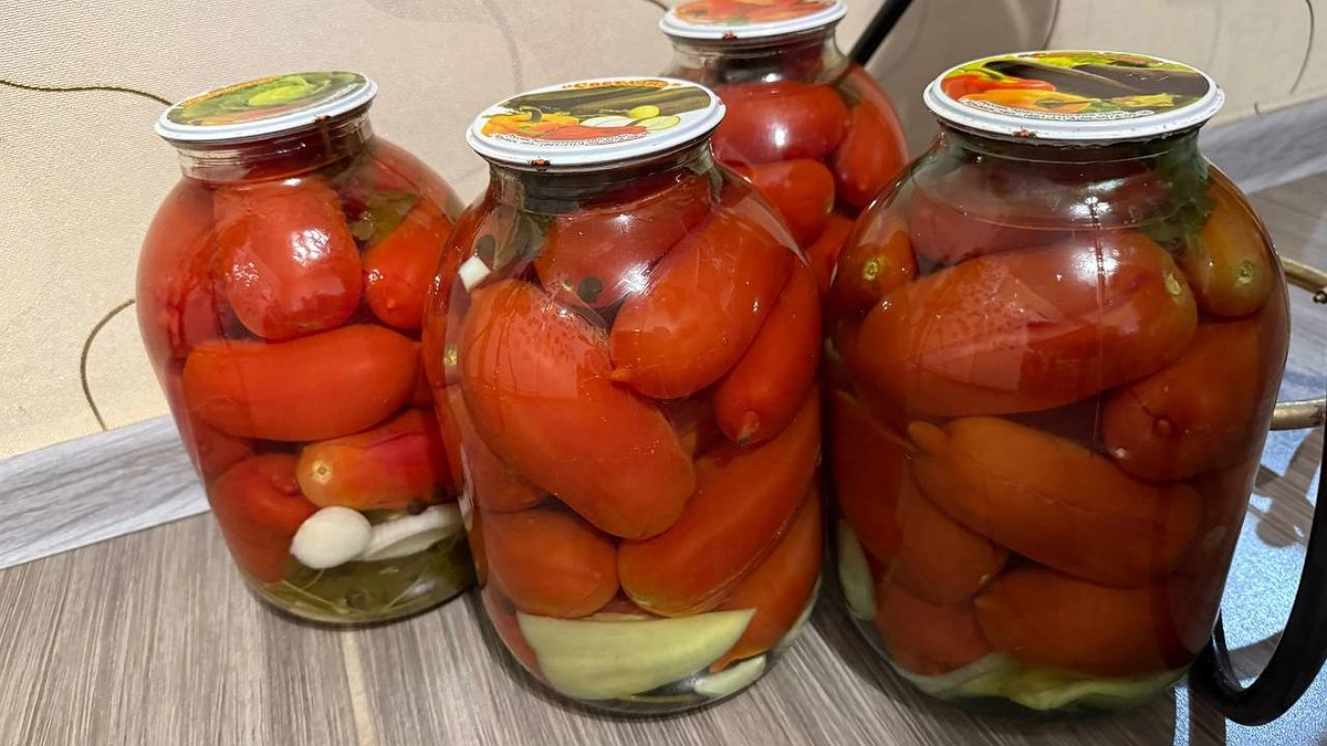 Вкуснейшие помидоры в банке - это лучший рецепт помидоров на зиму: вся фишка в этом важном рассоле