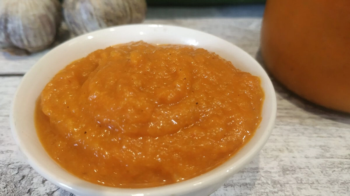 Кабачковая икра на зиму: как превратить перезревшие овощи в кулинарный шедевр