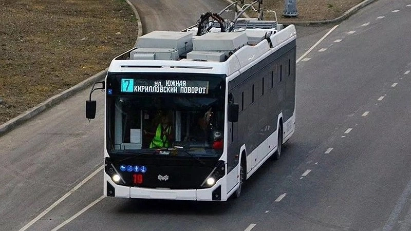 Общественный транспорт Новороссийска возобновил работу после ночной атаки беспилотников