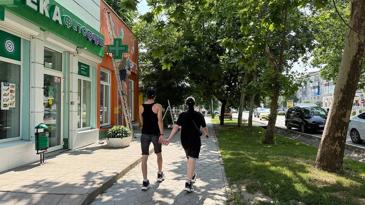 Такие русские фамилии сразу выдают потомка крестьян - проверьте, вдруг это ваша