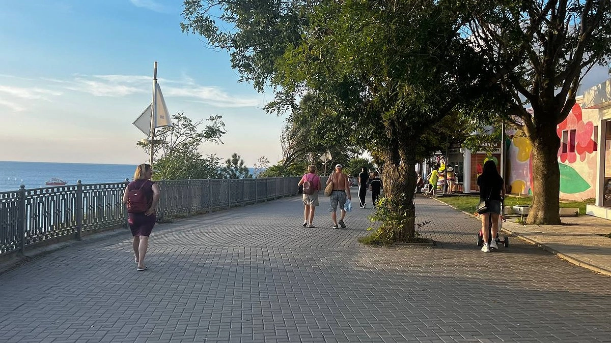 На Пасху нас ждёт очередной выходной: россиянам сделали приятный подарок к празднику — можно планировать дачу