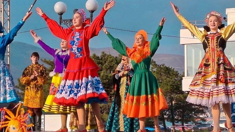 Фестиваль «Русская Масленица» в Новороссийске: яркие праздники до 2 марта