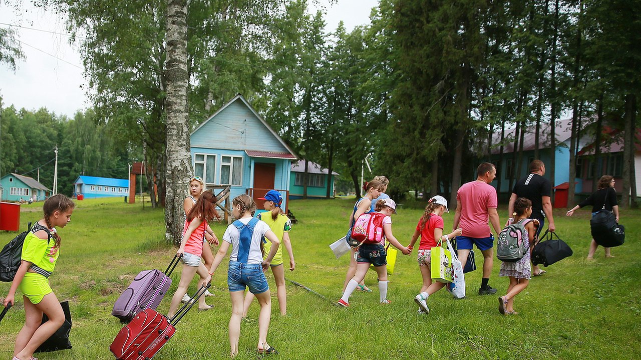 Главная картинка новости: Москвич пожаловался в Следком на детский лагерь под Новороссийском