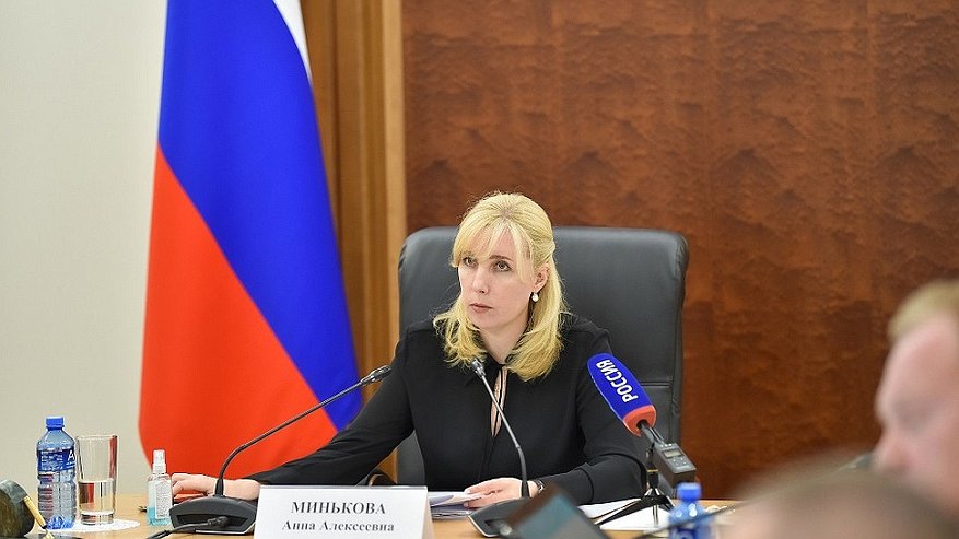 Главная картинка новости: Анна Минькова поручила провести обходы кубанских домов и проверить отопительные приборы