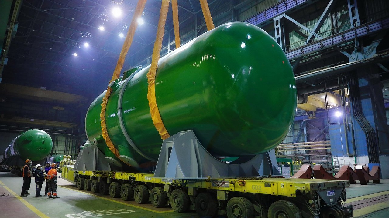 Главная картинка новости: Реактор для АЭС доставят в Новороссийск