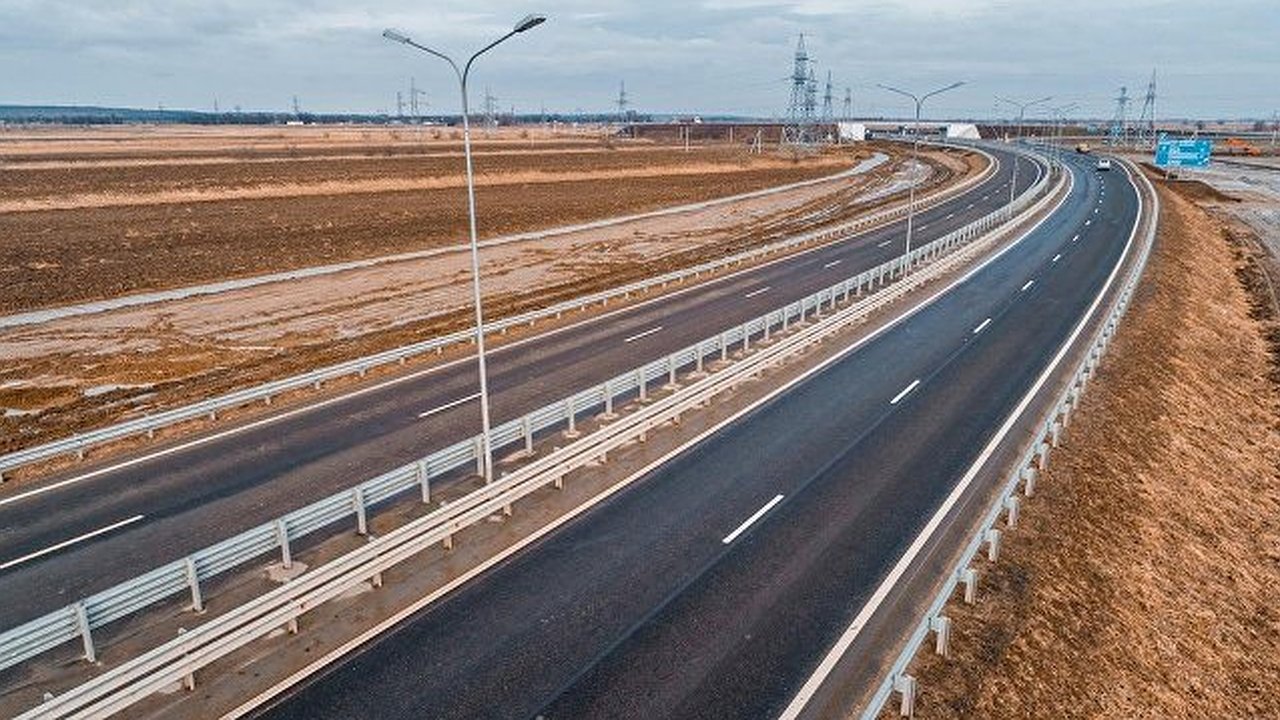 Главная картинка новости: Скоро начнется реконструкция дороги из Новороссийска в Керчь