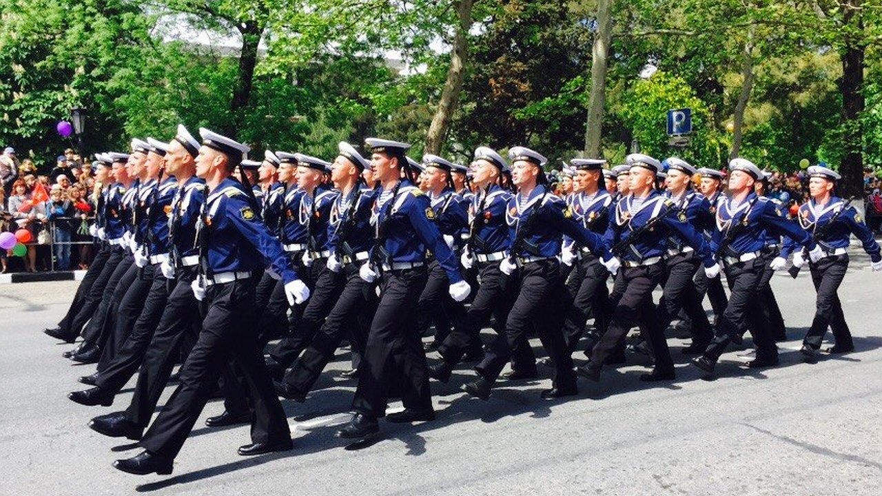 Главная картинка новости: 9 Мая в Новороссийске будет перекрыто 12 участков дорог