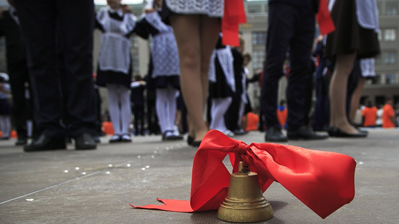 Главная картинка новости: Школьные годы чудесные… как в Новороссийске пройдет последний звонок 2021?