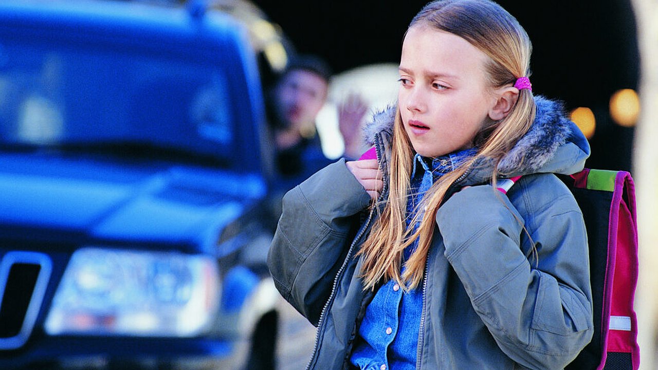 Главная картинка новости: Военный из Новороссийска преследовал несовершеннолетнюю девочку