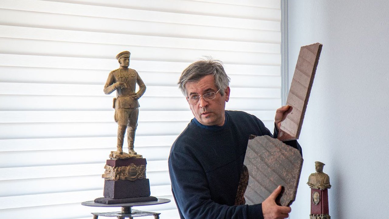 Главная картинка новости: В Новороссийске установят памятные знаки участникам ВОВ