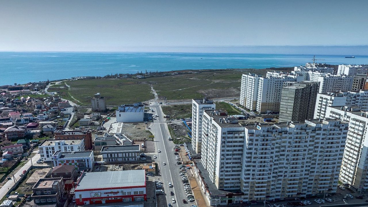 Главная картинка новости: Из-за загрязнения сельхозземель в Новороссийске возбуждено уголовное дело