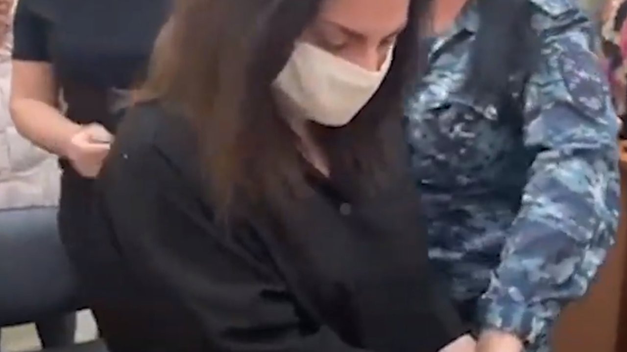 Главная картинка новости: В Новороссийске осудили двух женщин на 4,5 года колонии за многомиллионное мошенничество