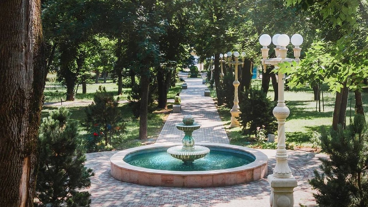 Главная картинка новости: В Новороссийске обновят фонтаны