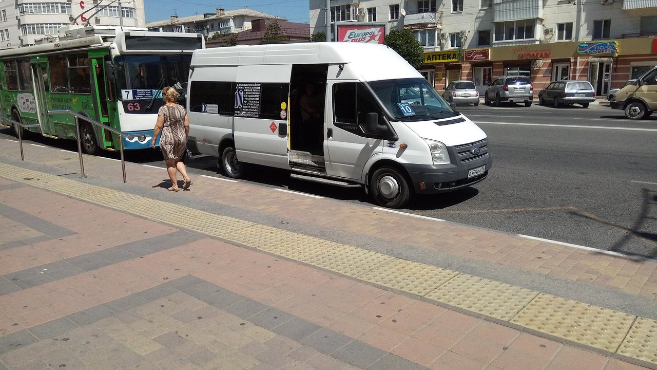 Главная картинка новости: В Новороссийске снова подорожает проезд в общественном транспорте