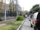 В центре Новороссийска начали расширять дорогу