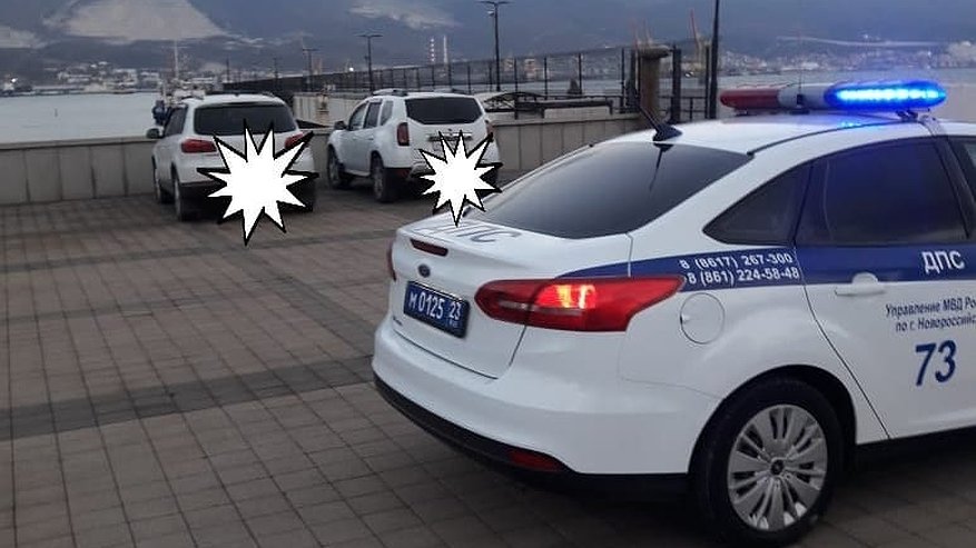 Главная картинка новости: По набережной Новороссийска разъезжали автомобили