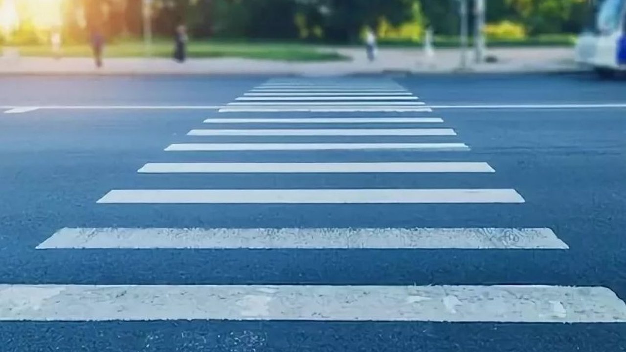 Главная картинка новости: В Новороссийске водитель сбил школьника на «зебре»