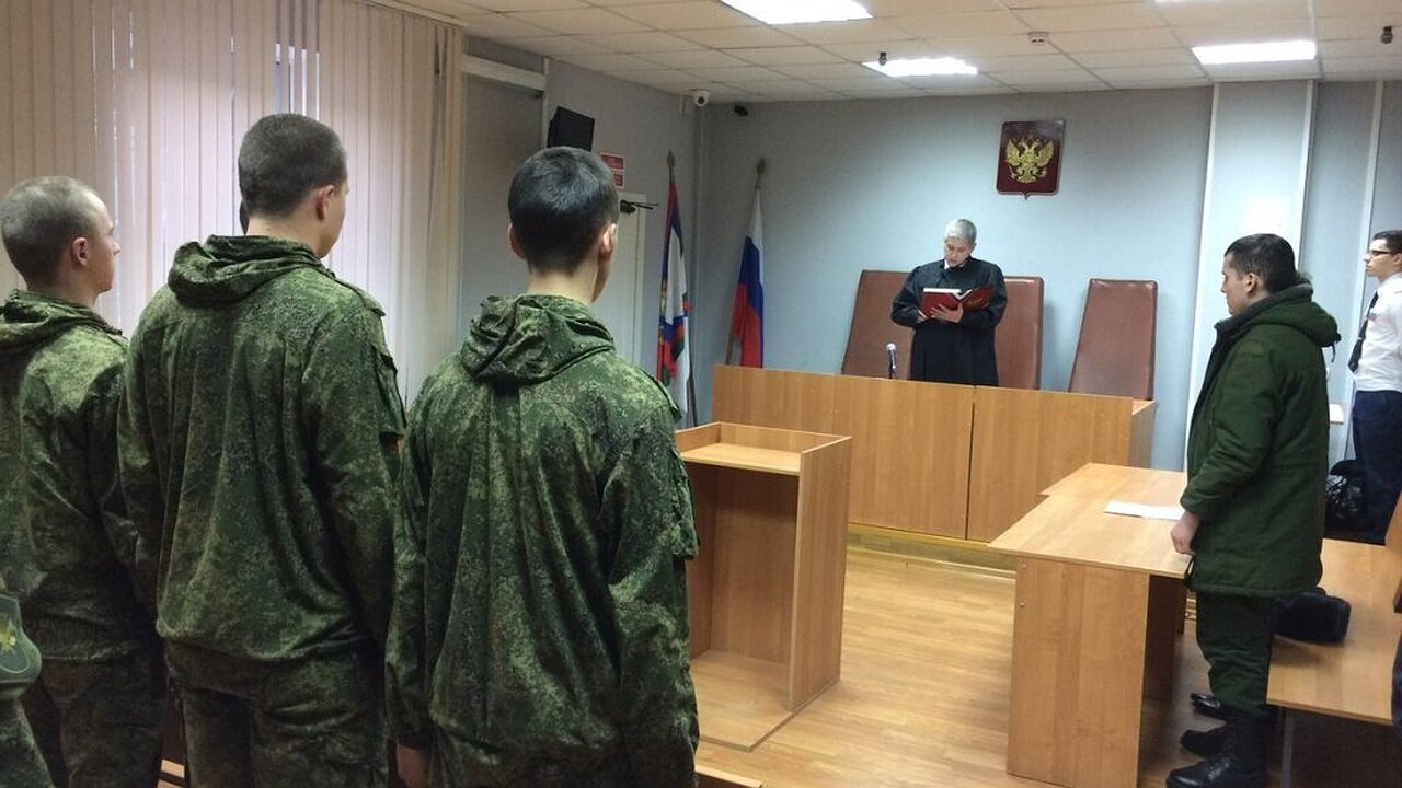 Главная картинка новости: Военный суд Новороссийска приговорил к тюрьме солдата, который продавал наркотики сослуживцу