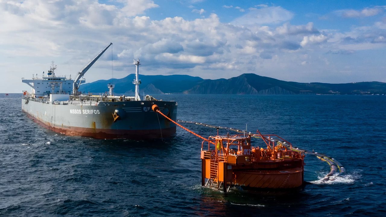 Главная картинка новости: КТК несогласен с решением суда по разливу нефти под Новороссийском