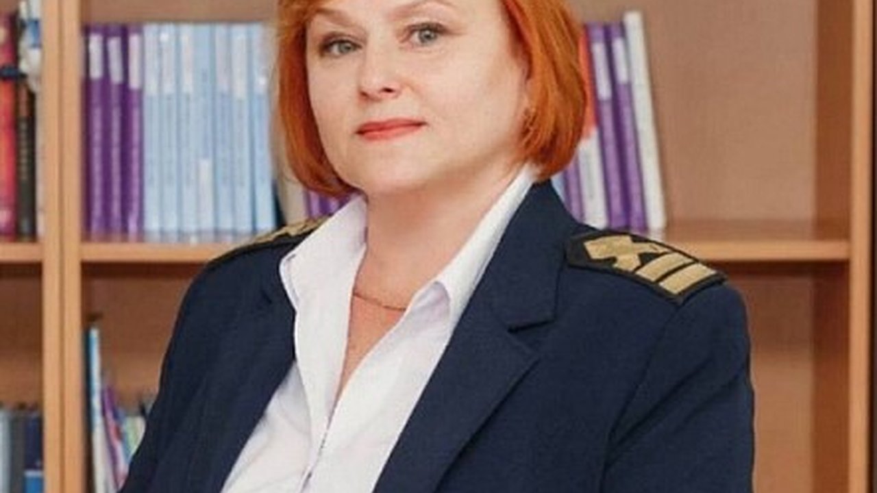 Главная картинка новости: Педагог из Новороссийска получит премию за подготовку стобалльника по ЕГЭ