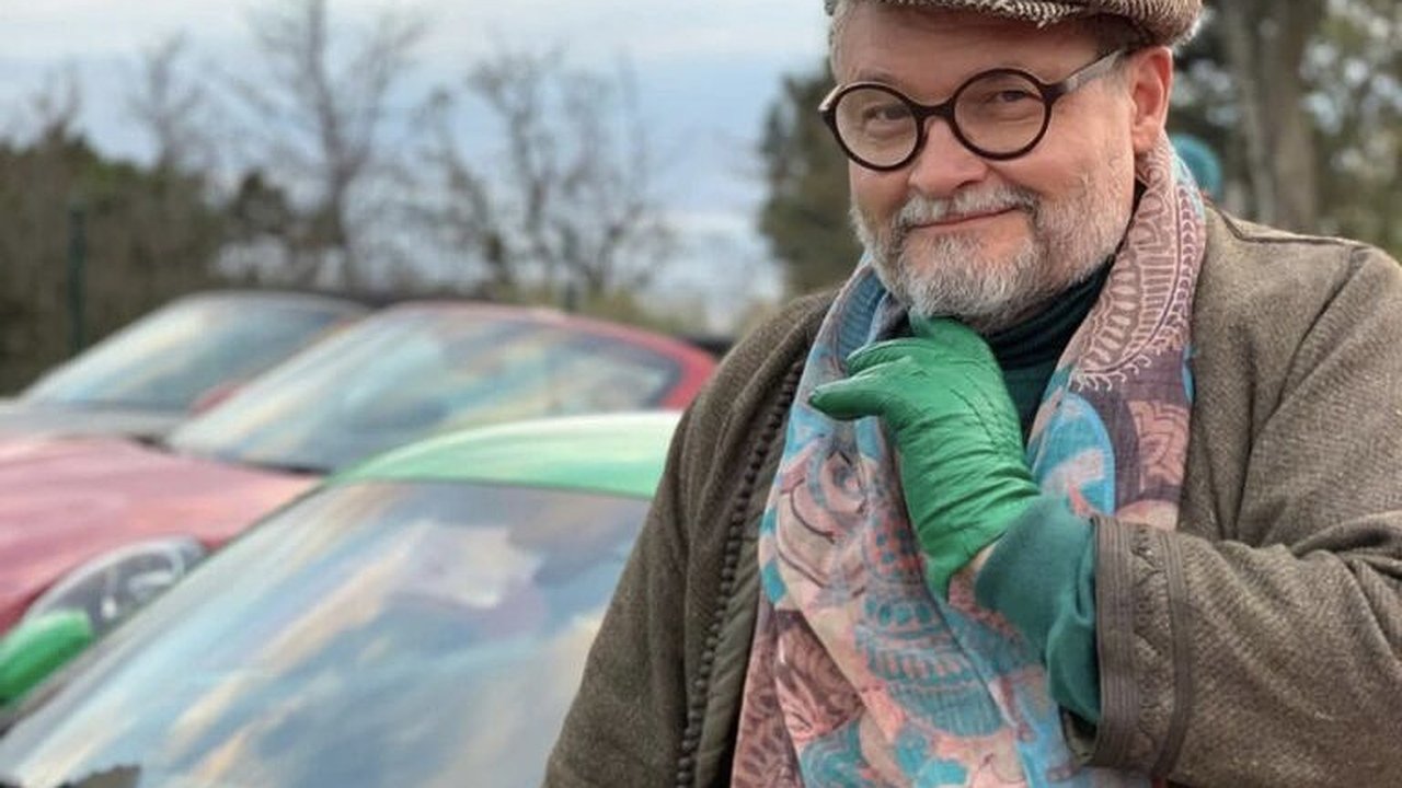 Главная картинка новости: Абрау-Дюрсо посетил ведущий «Модного приговора» Александр Васильев