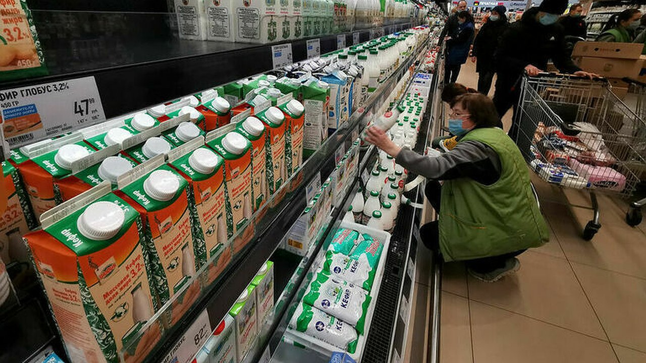 Главная картинка новости: Куда звонить новороссийцам, если цены на продукты и лекарства завышены?