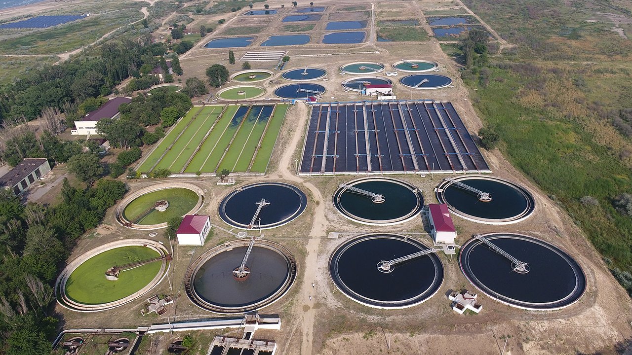 Главная картинка новости: 3,5 тысячи кубометров стоков в сутки: под Новороссийском скоро начнут строить новые очистные сооружения