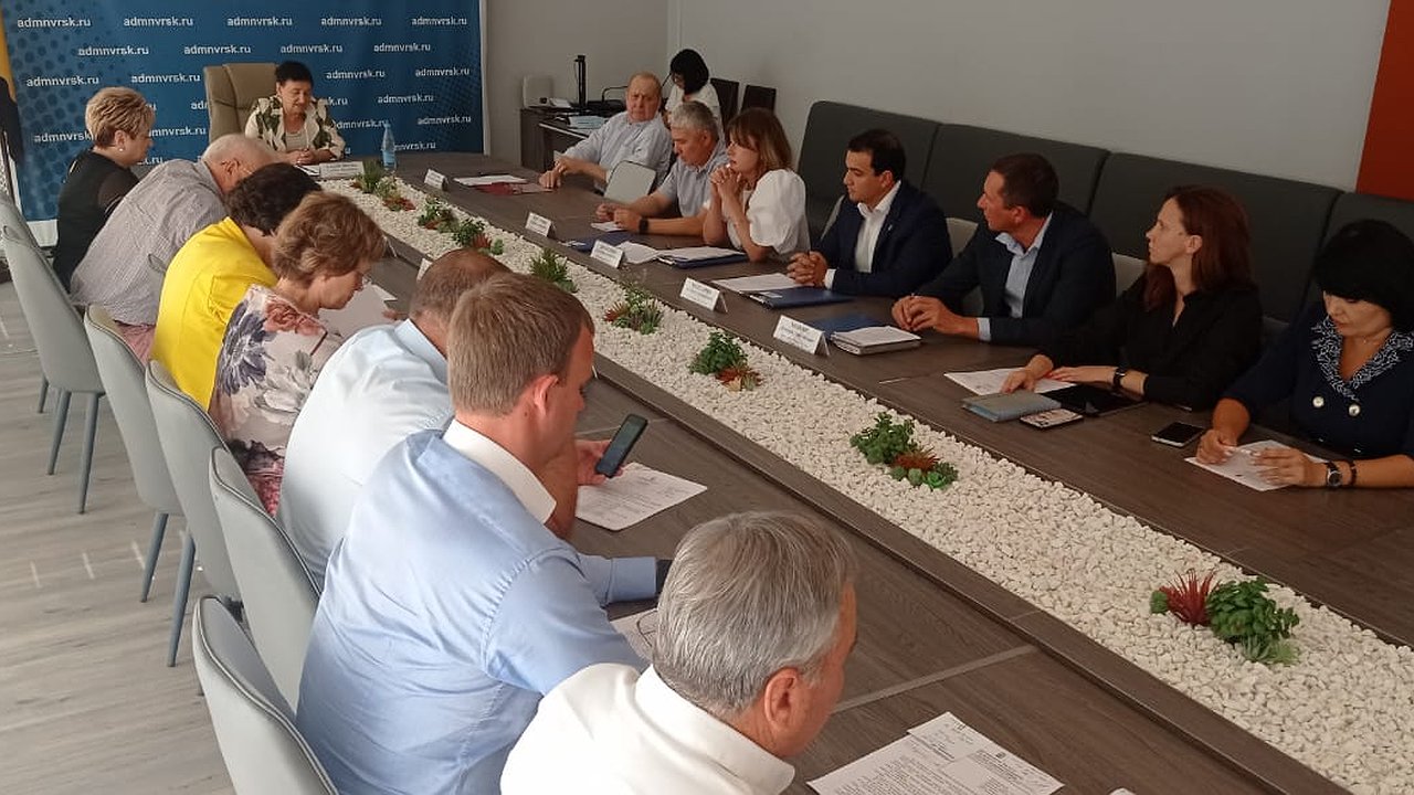 Главная картинка новости: Дети новороссийских бойцов СВО будут питаться в школах бесплатно