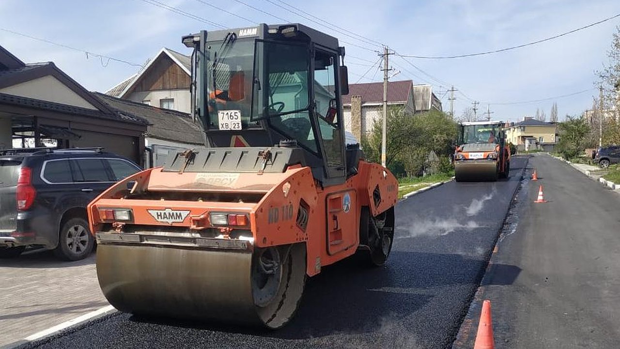 Главная картинка новости: По нацпроекту в Новороссийске отремонтируют 22 километра дорог. Список улиц